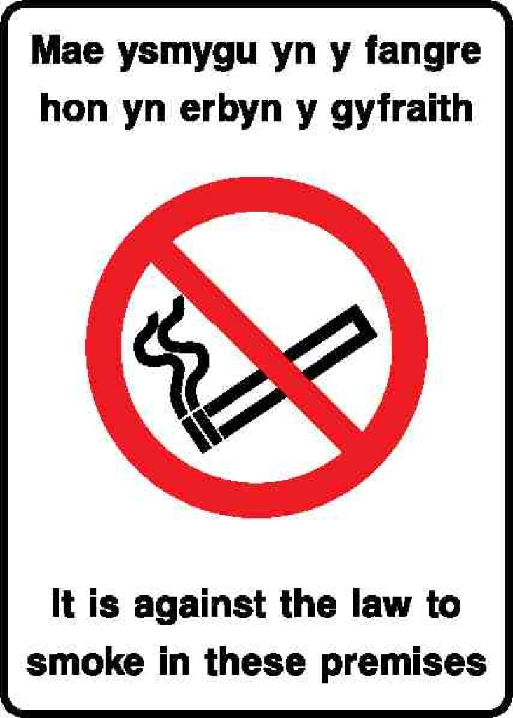 Mae ysmygu yn y fangre hon yn erbyn y gyfraith - Safety Decals Ltd